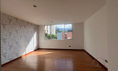 Arriendo de apartamento en Loma de las Brujas, Envigado