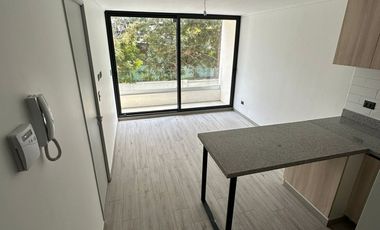 SE ARRIENDA DEPARTAMENTO TIPO 1D+1B+E+B. MACUL