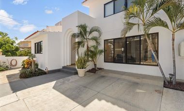 Casa super espaciosa con excelente ubicación en San Jose del Cabo