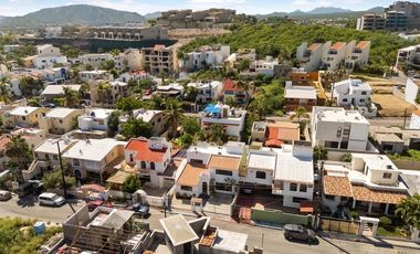 Casa super espaciosa con excelente ubicación en San Jose del Cabo