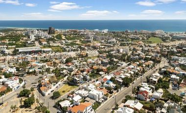 Casa super espaciosa con excelente ubicación en San Jose del Cabo