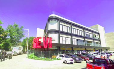 🏢 ¡Locales en renta en exclusiva plaza comercial en Lomas de Tecamachalco!