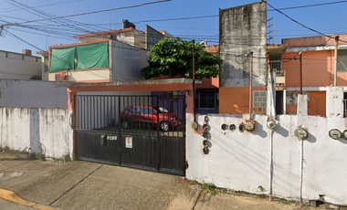 CASA EN VENTA EN GUADALUPE VICTORIA COATZACOALCOS VERACRUZ DE REMATE