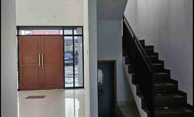 Rumah di Komplek Bellavista, Dekat Eka Hospital dan Mall SKA.