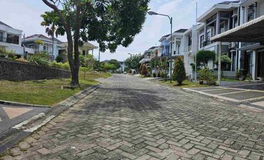 Rumah di Komplek Bellavista, Dekat Eka Hospital dan Mall SKA.