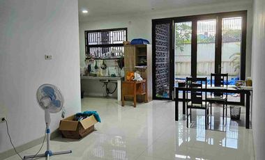 Rumah di Komplek Bellavista, Dekat Eka Hospital dan Mall SKA.