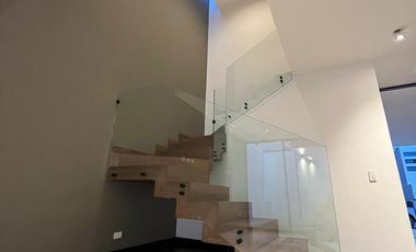 VENTA CASA AL PONIENTE EN FRACCIONAMIENTO SANTA BARBARA AGS