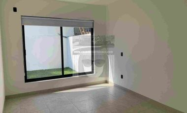 PRECIOSA CASA SOLA DE UN NIVEL PARA ESTRENAR FRACCIONAMIENTO CON VIGILANCIA Y ACCESO CONTROLADO