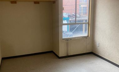 VENDO CASA HEROES TECAMAC IV SECCION BOSQUES