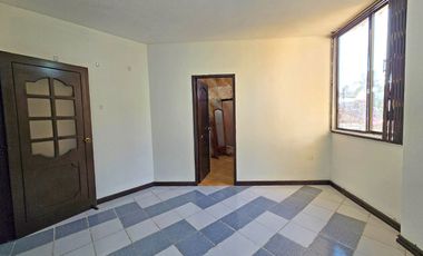 Alquiler de Suite de 2 ambientes, en Primer piso alto, dentro de conjunto cerrado con guardianía - Garzota 2, cerca a Garzocentro shopping