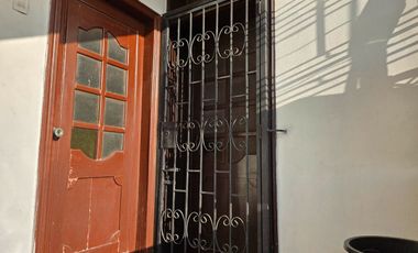 Alquiler de Suite de 2 ambientes, en Primer piso alto, dentro de conjunto cerrado con guardianía - Garzota 2, cerca a Garzocentro shopping