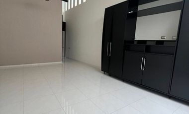 CASA EN VENTA EN LOMAS DE COCOYOC