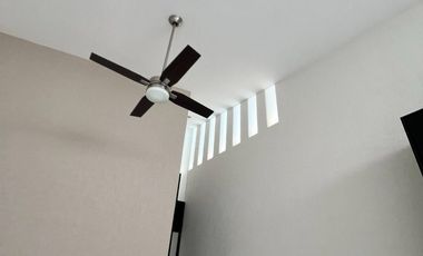 CASA EN VENTA EN LOMAS DE COCOYOC