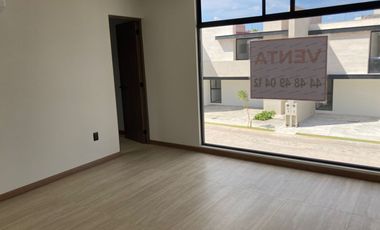 HERMOSA CASA EN PRIVADA SAN ANGEL V