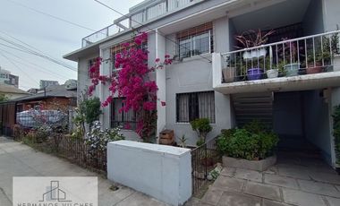 Acogedor departamento en comuna de Ñuñoa, Santiago.-