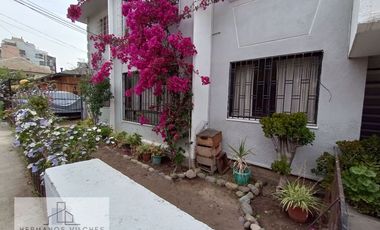 Acogedor departamento en comuna de Ñuñoa, Santiago.-