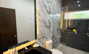 CASA CON VISTA A LOS VOLCANES  EN LOMAS DE COCOYOC