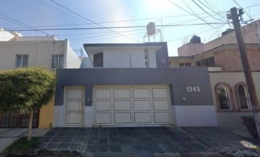 VENTA DE CASA VIENA NUEVA LUNETA ZAMORA DE HIDALGO