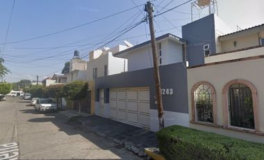 VENTA DE CASA VIENA NUEVA LUNETA ZAMORA DE HIDALGO