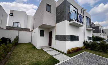 Casa en Venta | Villas del Campo – Modelo Burdeos, Calimaya