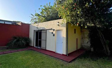 VENTA HERMOSA CASA DE CATEGORÍA, DISEÑO Y CALIDAD SUPERIOR EN SANTO TOMÉ