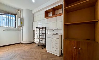 Se Vende Amplio Departamento Clásico, Santiago. Piso Parqué