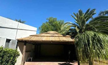 Oportunidad en Altos del Sauce — casa quinta con pileta, quincho y 3 dormitorios - Sauce Viejo