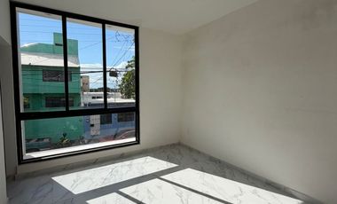 a 2 cuadras del Boulevard, en el Morro boca del rio, Ver.