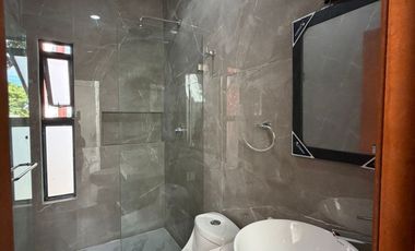 a 2 cuadras del Boulevard, en el Morro boca del rio, Ver.