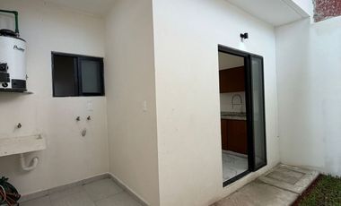 a 2 cuadras del Boulevard, en el Morro boca del rio, Ver.