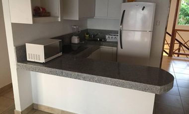 Casa de venta frente al mar en La Entrada