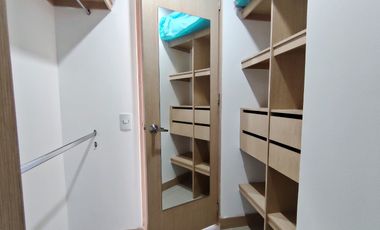 Venta de apartamento en el Poblado, Castropol