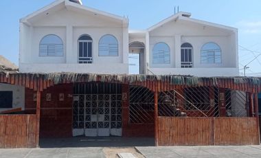 VENTA DE HERMOSA Y AMPLIA CASA EN HUARMEY