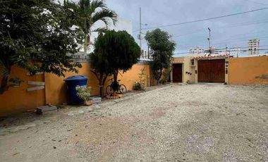 Vendo casa de cuatro dormitorios