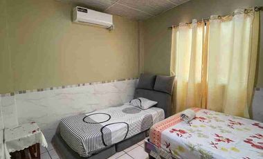 Vendo casa de cuatro dormitorios