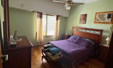 OPORTUNIDAD CASA CÉNTRICA CON PILETA, QUINCHO Y COCHERA EN SANTO TOMÉ