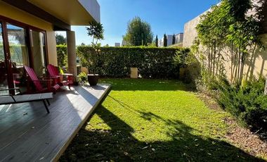 CASA EN RENTA EN METEPEC CON AMPLIO JARDIN