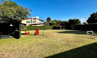 CASA EN RENTA EN METEPEC CON AMPLIO JARDIN