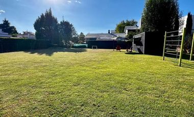 CASA EN RENTA EN METEPEC CON AMPLIO JARDIN