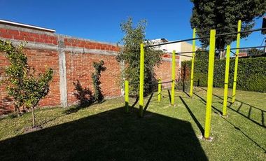 CASA EN RENTA EN METEPEC CON AMPLIO JARDIN