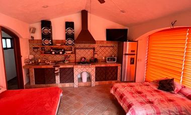 CASA ESTILO MEXICANO EN LOMAS DE COCOYOC