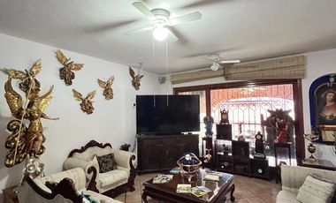 CASA ESTILO MEXICANO EN LOMAS DE COCOYOC