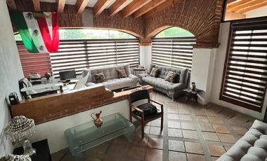 CASA ESTILO MEXICANO EN LOMAS DE COCOYOC