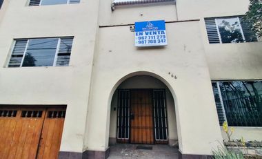 VENTA DE CASA COMO TERRENO- SAN ISIDRO