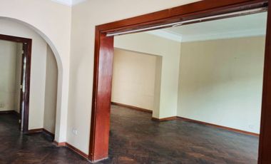 VENTA DE CASA COMO TERRENO- SAN ISIDRO