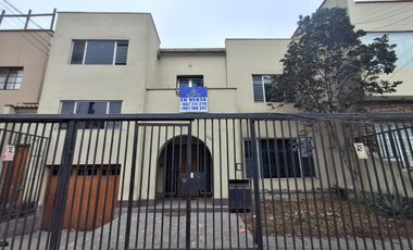 VENTA DE CASA COMO TERRENO- SAN ISIDRO