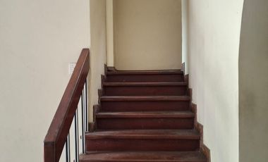 VENTA DE CASA COMO TERRENO- SAN ISIDRO