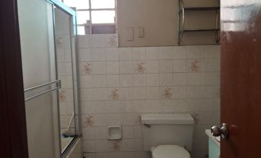 VENTA DE CASA COMO TERRENO- SAN ISIDRO