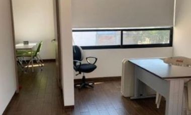 RENTA EDIFICIO COMERCIAL CON SALÓN DE CAPACITACIONES EN COLINAS DEL CIMATARIO, QRO. VR14A
