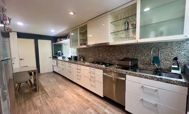 En venta, casa en Lomas Altas, Miguel Hidalgo, Ciudad de México